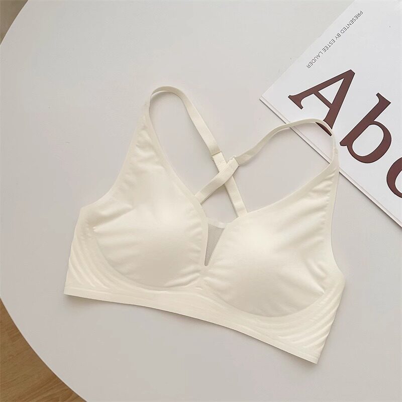 Large Bust Minimizer Bra Thin  - مراجعة T Shirt Bra Seamless وسعره