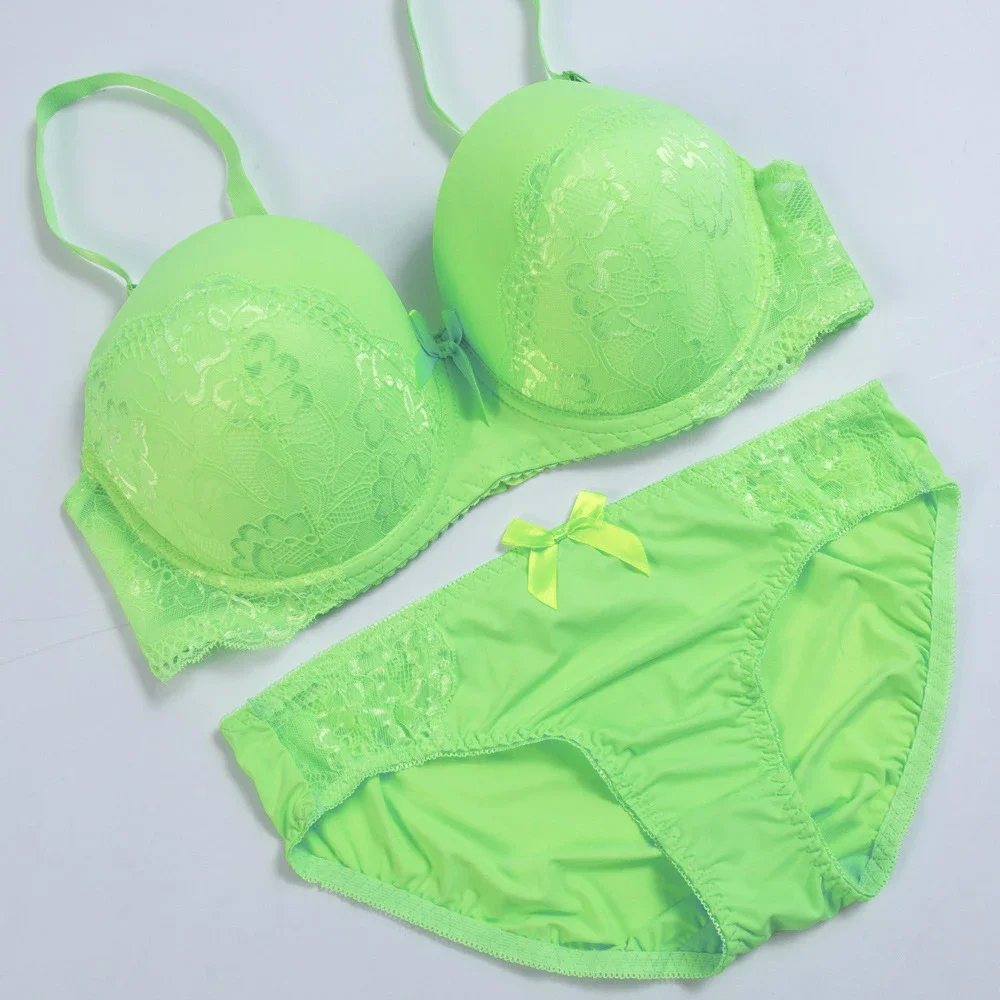 MOM Lady Lace Push Up BraS Set - مراجعة Underwire Bra Padded وسعره