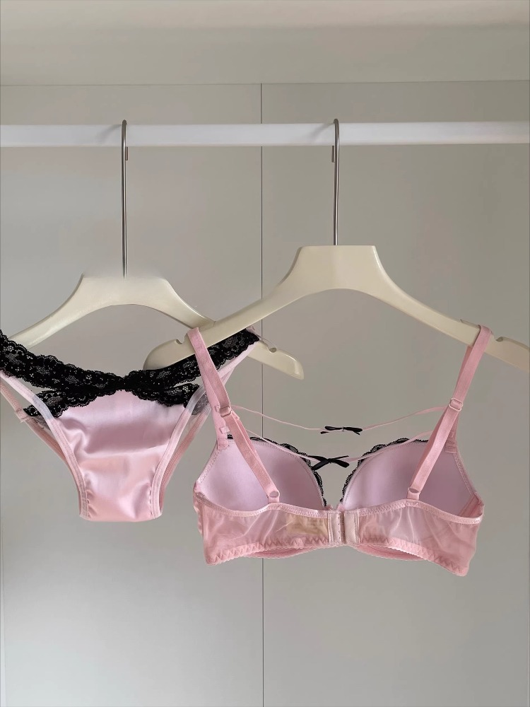 YEMOMO Sexy Lace Bra for Teen  - مراجعة Wirefree Bra Comfort وسعره