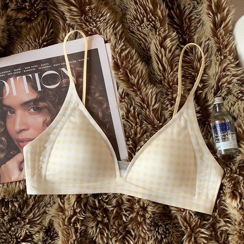 Lightweight French Satin Seaml - مراجعة Wirefree Bra Comfort وسعره