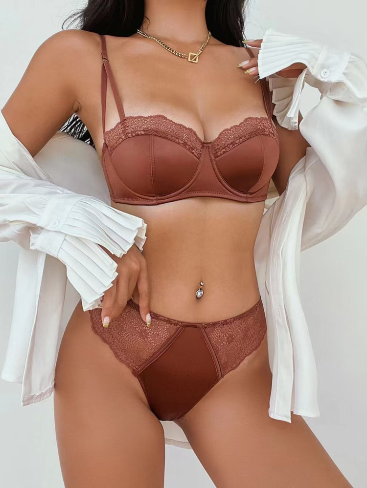 French Lace Embroidery Underwe - مراجعة Lace Bralette Set وسعره