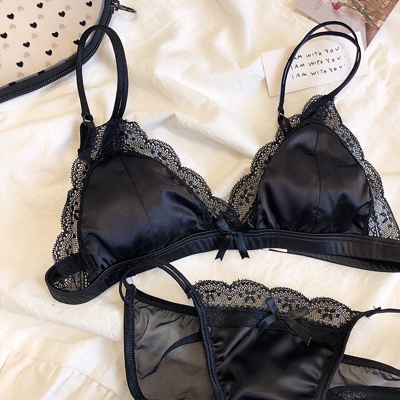 French Sexy Lace Triangle Cup  - مراجعة Minimizer Bra Women وسعره